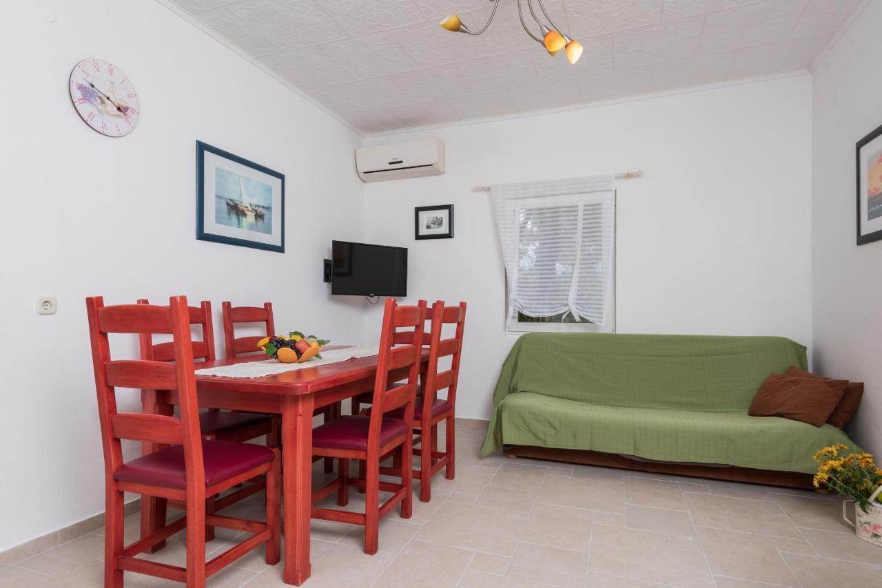 Apartments Mokalo Orebic Luaran gambar